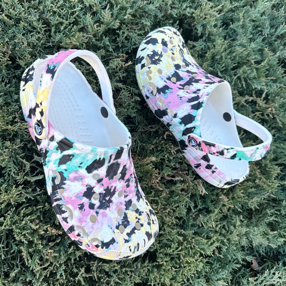 Crocs Baya Seasonal Printed Clogs Unisex Size M8 W10 Sandals
